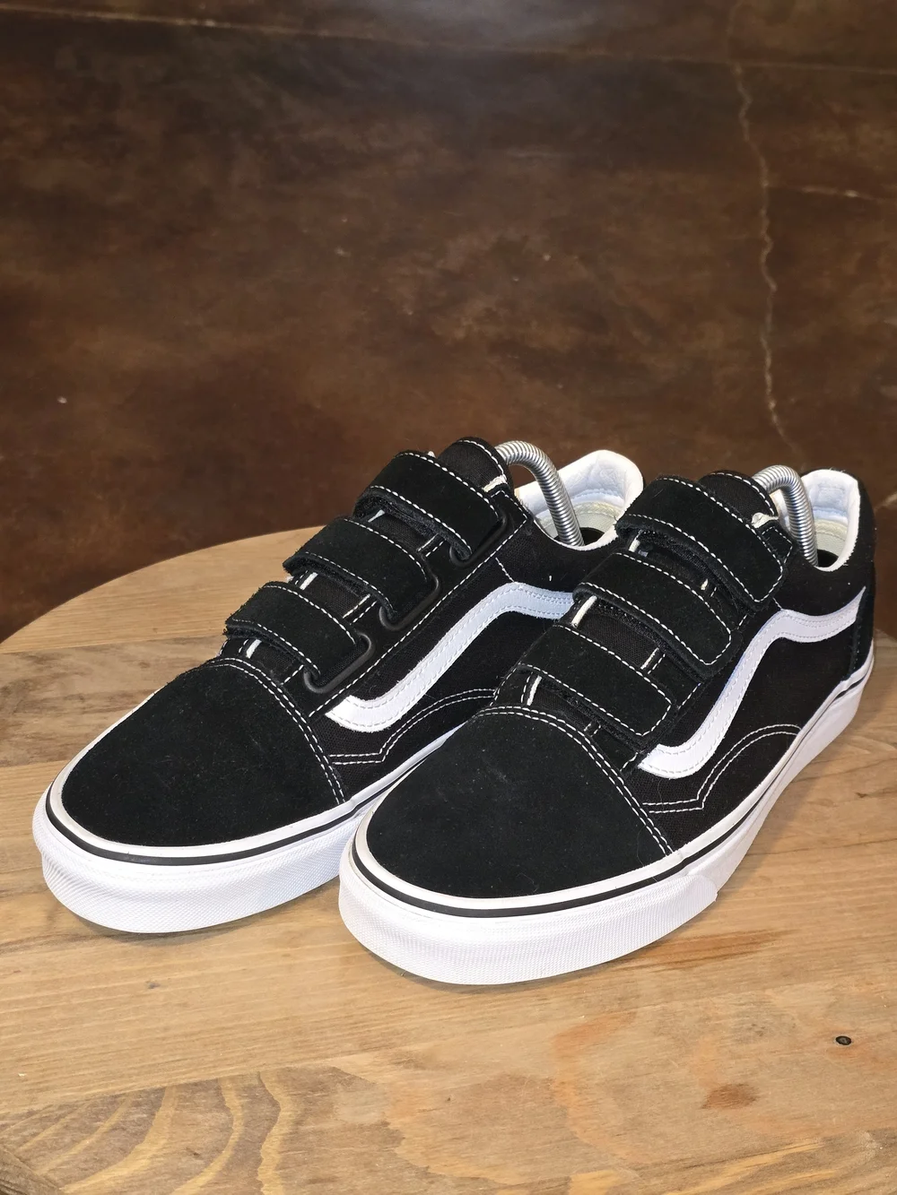 VANS Old Skool V Black True White Sneakers Women’s 10.5 Men’s 9